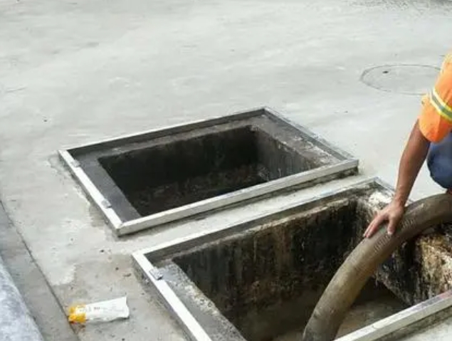 麻丘化粪池清理